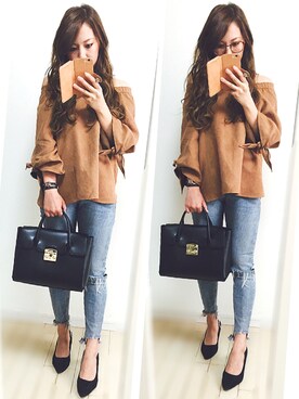 「FURLA（フルラ）のアイテム（ハンドバッグ、ブラック系）」を使った、chihoさん（レディース・158cm）の秋コーディネート