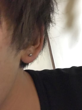 「アイテム（ピアス（片耳用）、グレー系）」を使った、ようへいさん（メンズ・170cm）の冬コーディネート