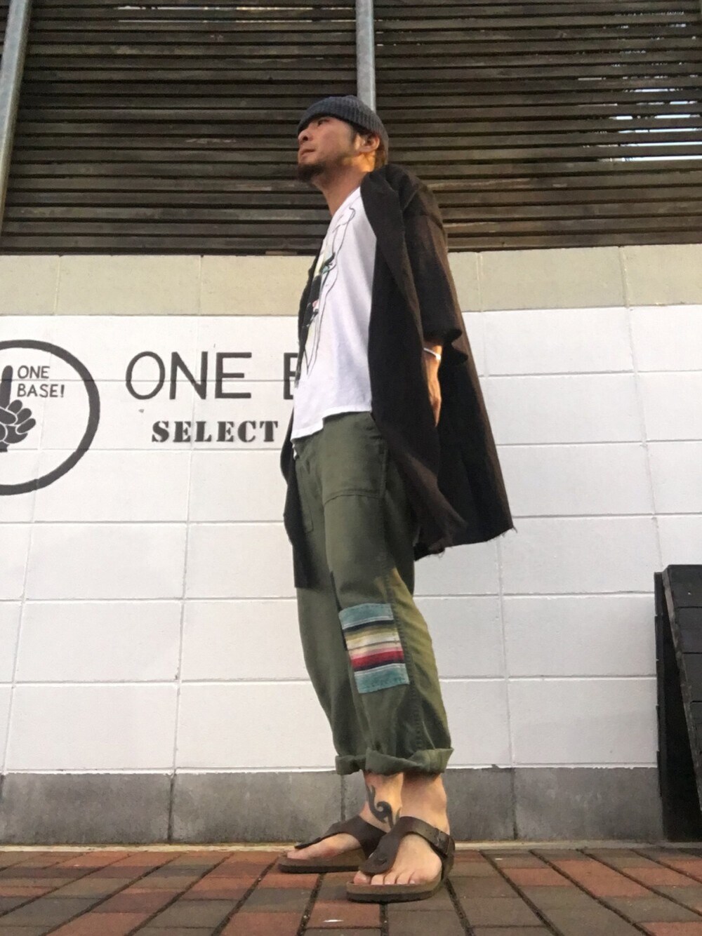 「夏コーデ、ポンチョコート」｜「ONEBASEのアイテム（その他、ブルー系）」を使った、KIICHI Mさん（メンズ・168cm）の夏コーディネートの1枚目の写真
