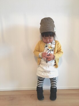 「abcd（ナシ）のアイテム（サロペット/オーバーオール）」を使った、Rittyさん（キッズ・90cm）の冬コーディネート