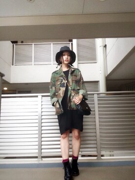 「Acne Studios（アクネストゥディオズ）のアイテム（ワンピース）」を使った、高山都さん（レディース・159cm）の秋コーディネート