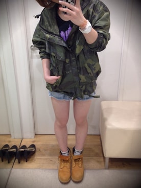 「マウンテンパーカ」｜「アイテム（ジャケット/アウター）」を使った、emichi*さん（レディース・159cm）の春コーディネート