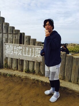 「アイテム（マウンテンパーカー、ブルー系）」を使った、elephant booooyさん（メンズ・170cm）の秋コーディネート