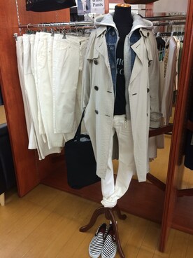 「ユナイテッドアローズ」｜「アイテム（トレンチコート）」を使った、カインドオルフレスポ東大阪店さん（レディース・162cm）の春コーディネート