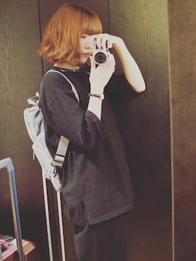 「アイテム（バックパック/リュック、シルバー系）」を使った、カインドオルフレスポ東大阪店さん（レディース・161cm）の春コーディネート