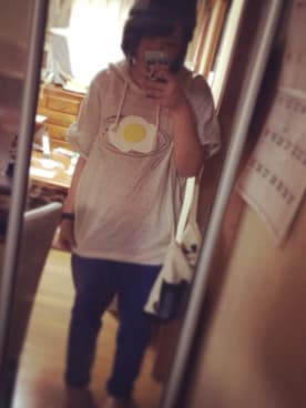 「VOLCOM」｜「アイテム（ニットキャップ/ビーニー）」を使った、もやしっ子さん（レディース・157cm）の春コーディネート