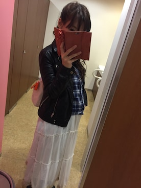 「AVAN LILY（アヴァンリリィ）のアイテム（財布/小物）」を使った、cemさん（レディース・157cm）の春コーディネート