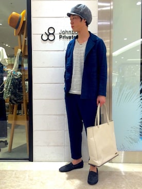 「Johnbull Private labo（ジョンブルプライベートラボ）のアイテム（スラックス）」を使った、J2さん（メンズ・180cm）の春コーディネート