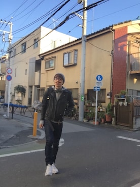 「プルオーバーパーカー」｜「アイテム（ライダースジャケット）」を使った、Akiraさん（メンズ・178cm）の冬コーディネート