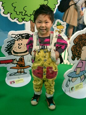 「アイテム（サロペット/オーバーオール、イエロー系）」を使った、ゆーまんさん（キッズ・100cm）の春コーディネート