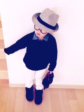 「韓国子供服のアイテム（ニット/セーター、ブラック系）」を使った、yunohanaさん（キッズ・100cm）の秋コーディネート