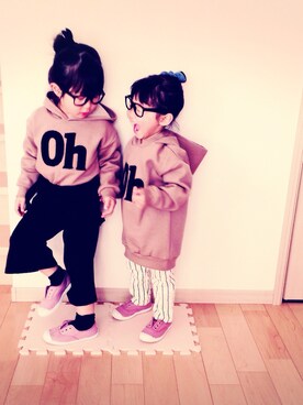 「koreaのアイテム（パーカー、ベージュ系）」を使った、yunohanaさん（キッズ・100cm）の秋コーディネート