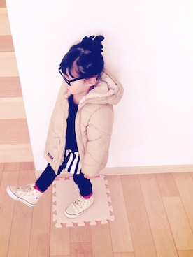 「ZARA KIDSのアイテム（ダウンジャケット/コート、ベージュ系）」を使った、yunohanaさん（キッズ・100cm）の秋コーディネート
