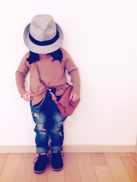 「ZARA KIDSのアイテム（ニット/セーター、ベージュ系）」を使った、yunohanaさん（キッズ・100cm）の秋コーディネート
