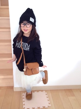 「Arnold Palmer（アーノルドパーマー）のアイテム（ニット/セーター、ブラック系）」を使った、yunohanaさん（キッズ・100cm）の冬コーディネート