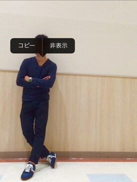 「暗め色」｜「アイテム（スニーカー）」を使った、みずさん（メンズ・183cm）の秋コーディネート