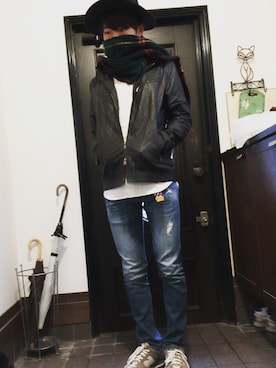 「ツバ広ハット」｜KAINSさん（メンズ・173cm）の秋コーディネート