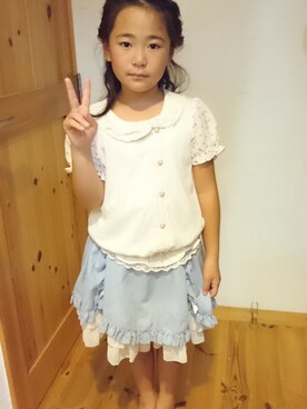 「axes femme（アクシーズファム）のアイテム（トップス）」を使った、かすみさん（キッズ・126cm）の秋コーディネート