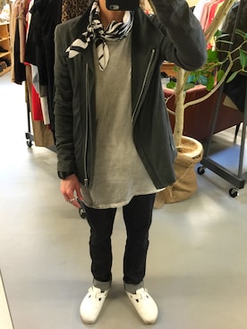 「HELMUT LANG（ヘルムートラング）のアイテム（ライダースジャケット）」を使った、しんしんさん（メンズ・158cm）の春コーディネート