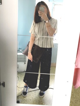 「MONKI（モンキ）のアイテム（シャツ/ブラウス、ベージュ系）」を使った、Scarlettさん（レディース・164cm）の夏コーディネート