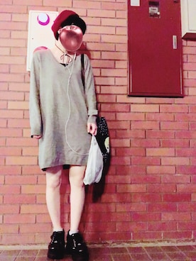 「YOSUKE（ヨースケ）の「YOSUKE/ヨースケ」アツゾコレースアップスニーカー（スニーカー、ブラック系）」を使った、†さやかさん（レディース・158cm）の秋コーディネート