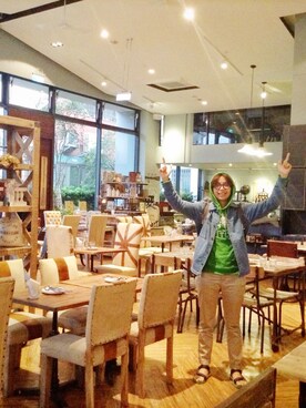 「plain-me（プレインミー）のアイテム（ジャケット/アウター）」を使った、Essunさん（レディース・169cm）の秋コーディネート