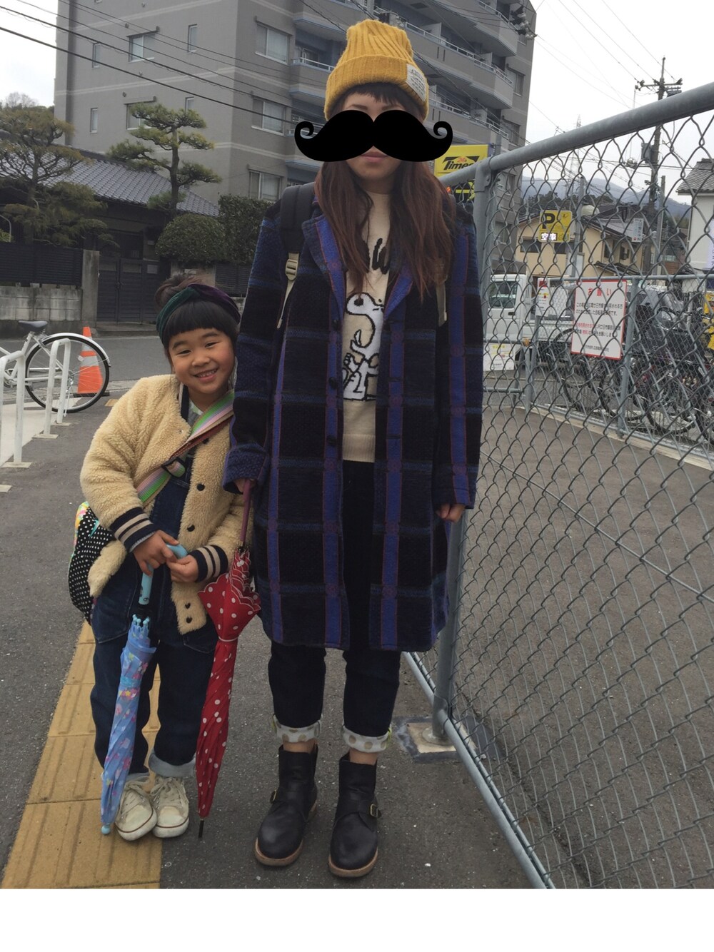 「FRAPBOIS、gotoHollywood、ＳＮＯＯＰＹ　」｜「GO TO HOLLYWOODのアイテム（チェスターコート、ブルー系）」を使った、ayakaさん（レディース・160cm）の冬コーディネートの1枚目の写真