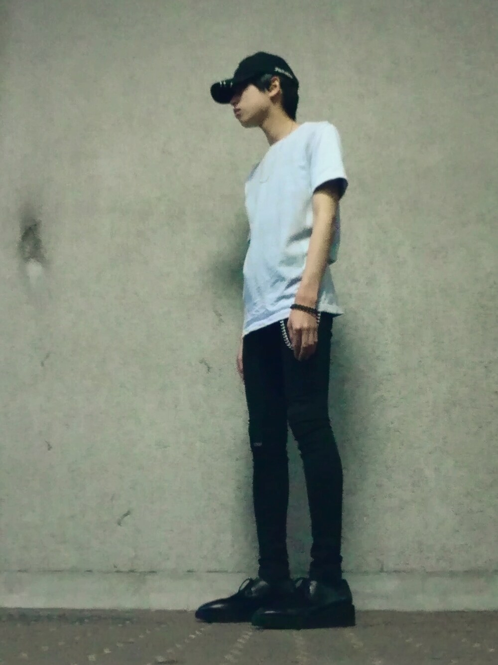「ストリート、R.SHEMISTE、LADMUSICIAN、christiandada、UNIQLO」｜「CHRISTIAN DADAのChain Bracelet（ブレスレット、ブラック系）」を使った、ケンジさん（メンズ・168cm）の夏コーディネートの1枚目の写真