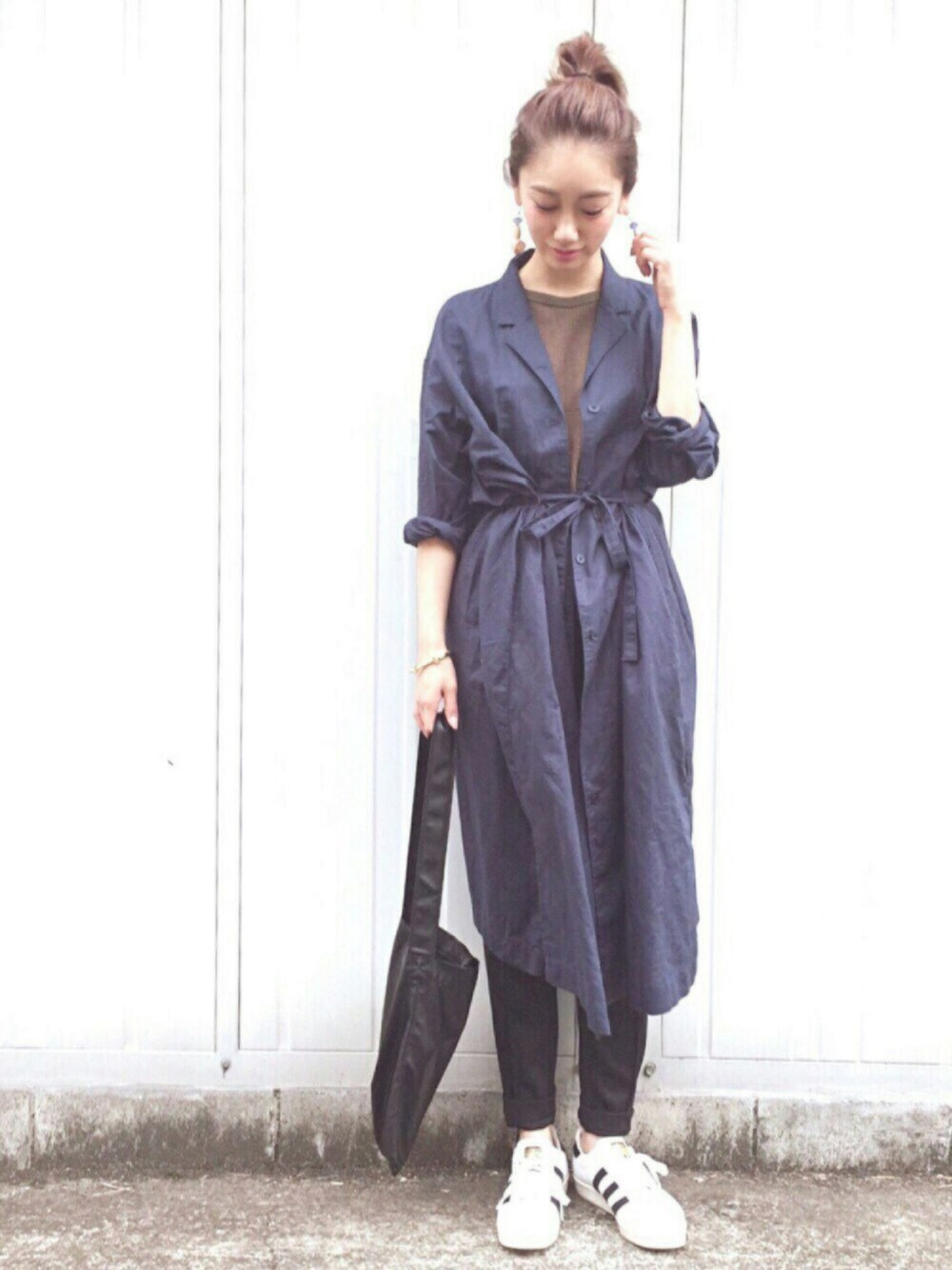 「ドラフトJSD、ドラフトSS、ドラフトRP」｜「UNIQLOのアイテム（ワンピース、ブルー系）」を使った、TOMOKAさん（レディース・162cm）の夏コーディネートの1枚目の写真