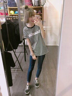 「SQUAD（スクアッド）のアイテム」を使った、呂宛霓さん（レディース・164cm）の秋コーディネート