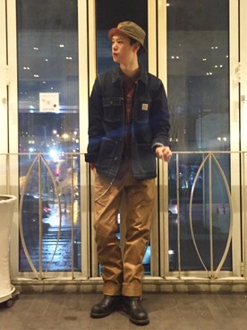 「Carhartt WIP（カーハートダブリューアイピー）のアイテム（デニムジャケット）」を使った、Yoonsik Hwangさん（メンズ・175cm）の春コーディネート