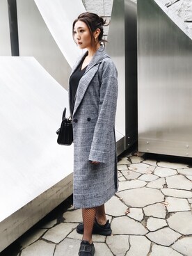 小竹麻美さんの「サイドスリットルーズコート」を使ったコーディネート