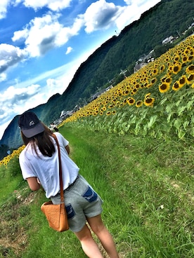 「ひまわり畑」｜「アイテム（キャップ）」を使った、yui tさん（レディース・163cm）の夏コーディネート