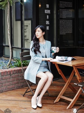 「streetsnap」｜「アイテム（ワンピース/ドレス）」を使った、아이즈매거진(eyesmag.com)さん（レディース・170cm）の秋コーディネート
