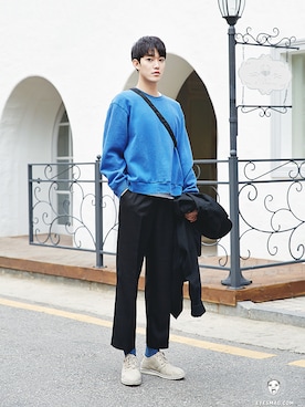 「streetsnap」｜「アイテム（その他シューズ）」を使った、아이즈매거진(eyesmag.com)さん（メンズ・183cm）の春コーディネート