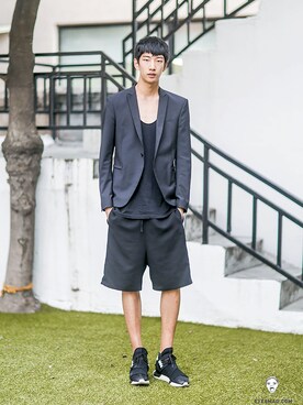 「streetsnap」｜「アイテム（その他シューズ）」を使った、아이즈매거진(eyesmag.com)さん（メンズ・178cm）の夏コーディネート