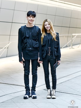「streetsnap」｜「アイテム（その他シューズ）」を使った、아이즈매거진(eyesmag.com)さん（メンズ・178cm）の秋コーディネート