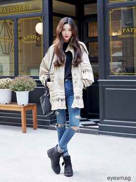 「streetsnap」｜「アイテム（ブーツ）」を使った、아이즈매거진(eyesmag.com)さん（レディース・167cm）の秋コーディネート