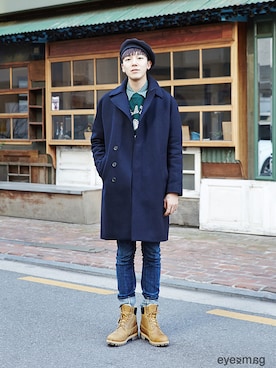 「streetsnap」｜「アイテム（ブーツ）」を使った、아이즈매거진(eyesmag.com)さん（メンズ・178cm）の冬コーディネート