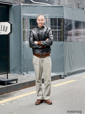「streetsnap」｜「アイテム（その他アウター）」を使った、아이즈매거진(eyesmag.com)さん（メンズ・180cm）の冬コーディネート