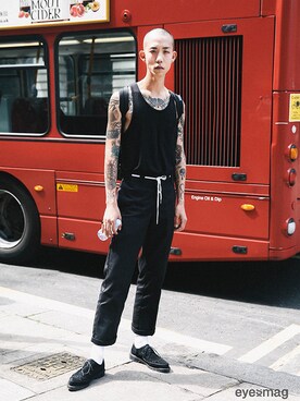「streetfashionphotographer」｜아이즈매거진(eyesmag.com)さん（メンズ・181cm）の夏コーディネート