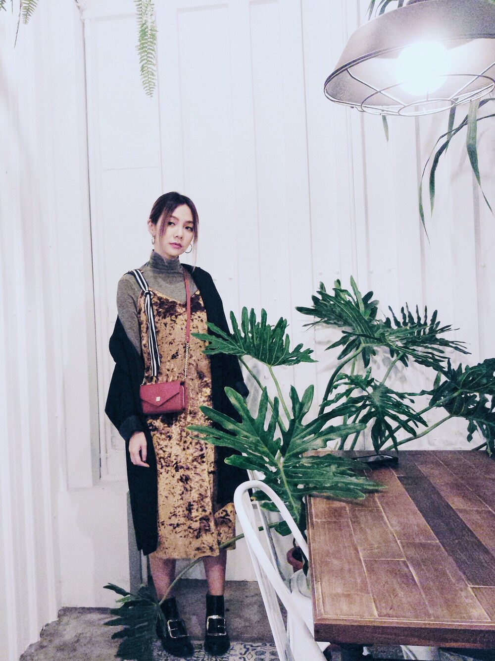 「ootd、outfit、yunisgreat」｜「BELLA HSIAのアイテム（フォーマルスーツ/小物、ゴールド系）」を使った、kirbykuoさん（レディース・165cm）の秋コーディネートの1枚目の写真