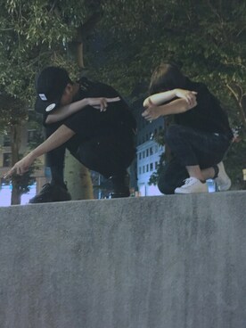 「LESS（レス）のアイテム（キャップ）」を使った、莊舜祺さん（メンズ・172cm）の春コーディネート