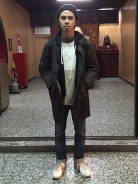 「TOMMY HILFIGER（トミーヒルフィガー）のアイテム（トレンチコート）」を使った、徐有良さん（メンズ・168cm）の冬コーディネート
