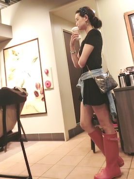 「BKK ORIGINALのアイテム」を使った、Evelyn さん（レディース・172cm）の夏コーディネート