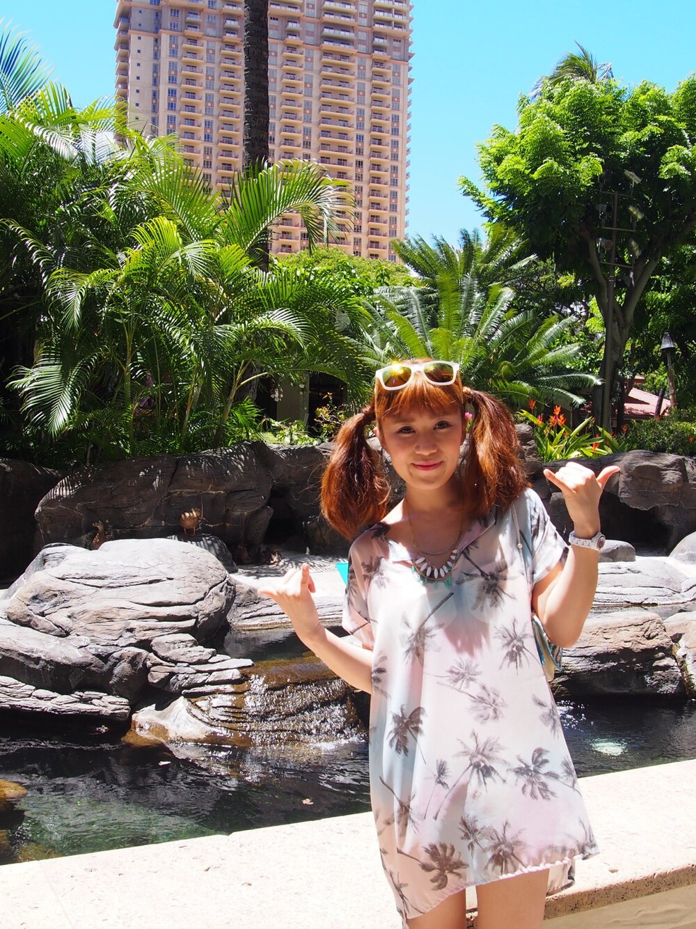 「hawaii」｜「FREE'S SHOPのアイテム（チュニック、ピンク系）」を使った、chih☺︎さん（レディース・153cm）の秋コーディネートの1枚目の写真