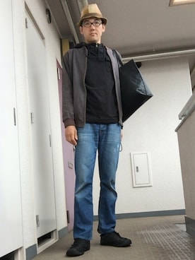 「SHIPS（シップス）のアイテム（スウェット）」を使った、ひろしさん（メンズ・183cm）の春コーディネート