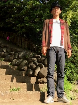 「DIESEL（ディーゼル）のアイテム（Tシャツ/カットソー、ホワイト系）」を使った、ひろしさん（メンズ・183cm）の春コーディネート