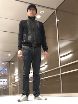 「ZARA MANのアイテム（デニムパンツ、ブラック系）」を使った、ひろしさん（メンズ・183cm）の春コーディネート