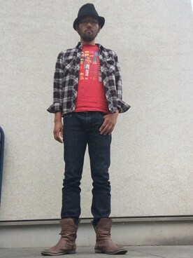 「NineMicrophones（ナインマイクロフォンズ）のアイテム（デニムパンツ、ブルー系）」を使った、ひろしさん（メンズ・183cm）の春コーディネート